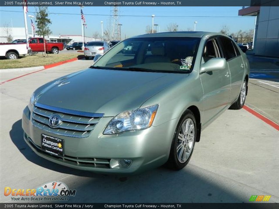 2005 Toyota Avalon Limited Silver Pine Mica / Ivory Photo #7