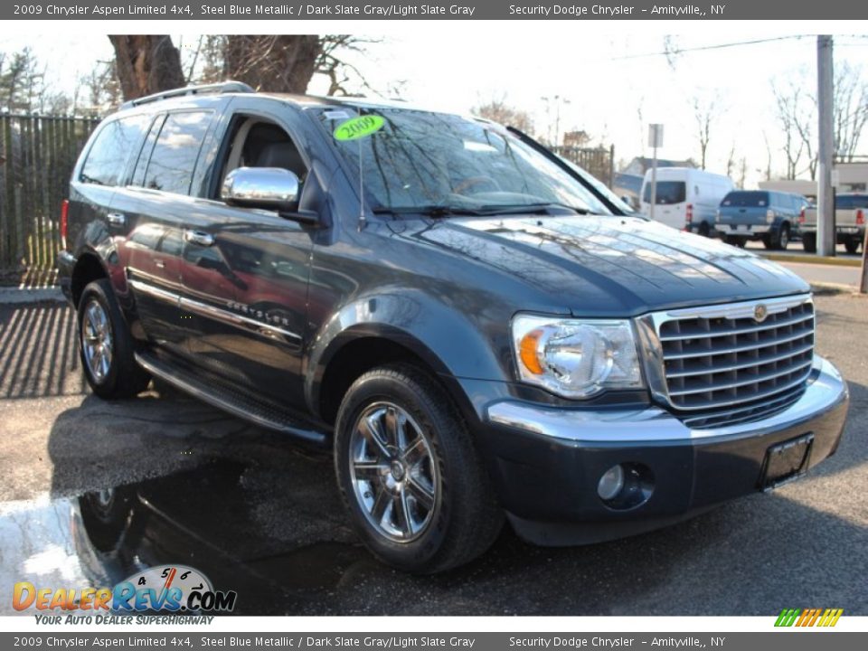 2009 Chrysler Aspen Limited 4x4 Steel Blue Metallic / Dark Slate Gray/Light Slate Gray Photo #3