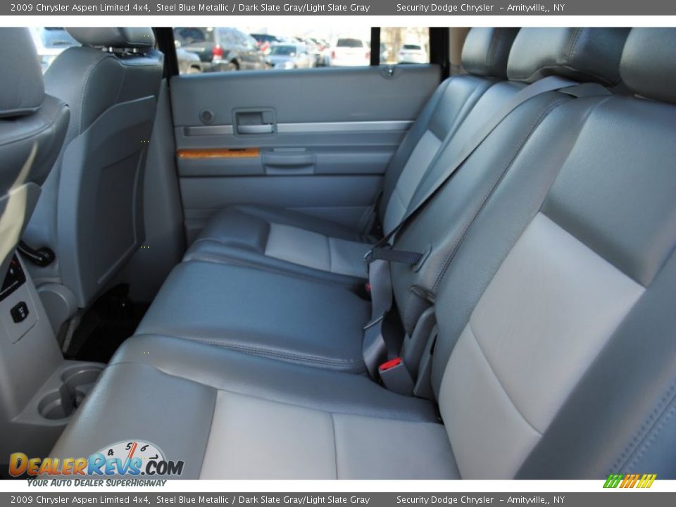 Dark Slate Gray/Light Slate Gray Interior - 2009 Chrysler Aspen Limited 4x4 Photo #11