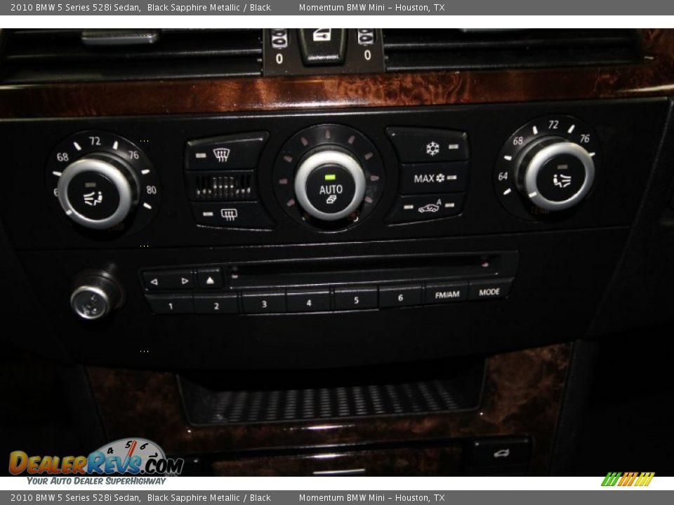 2010 BMW 5 Series 528i Sedan Black Sapphire Metallic / Black Photo #26