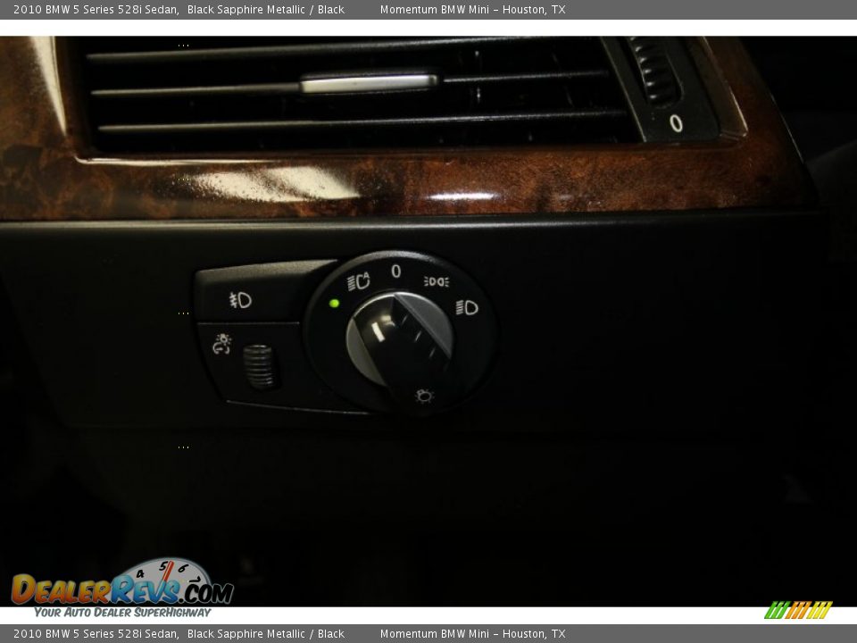 2010 BMW 5 Series 528i Sedan Black Sapphire Metallic / Black Photo #33