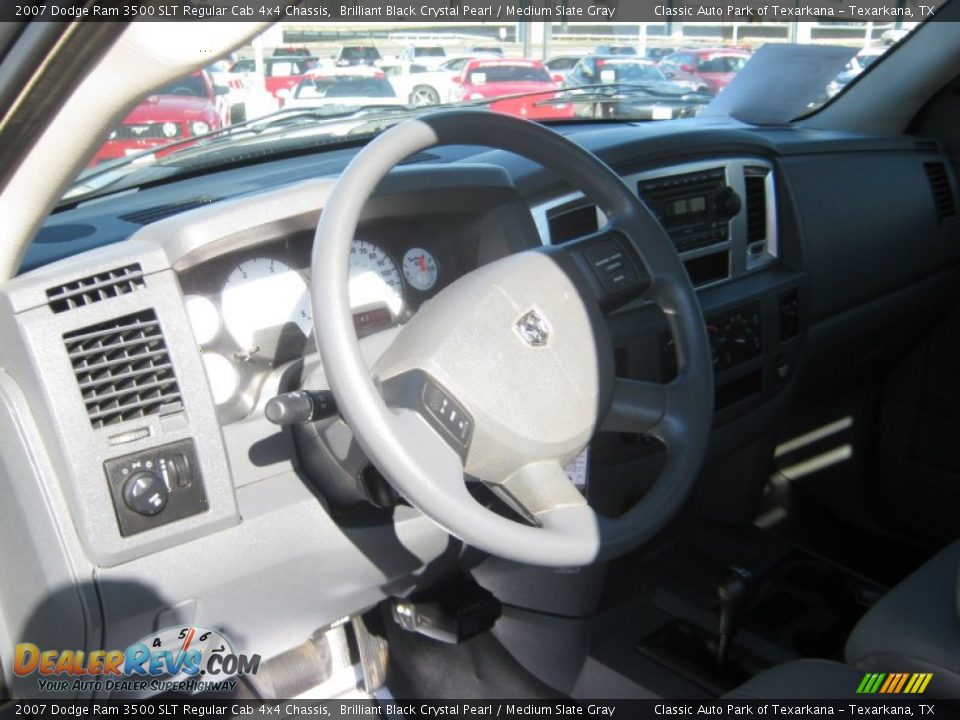 2007 Dodge Ram 3500 SLT Regular Cab 4x4 Chassis Brilliant Black Crystal Pearl / Medium Slate Gray Photo #10