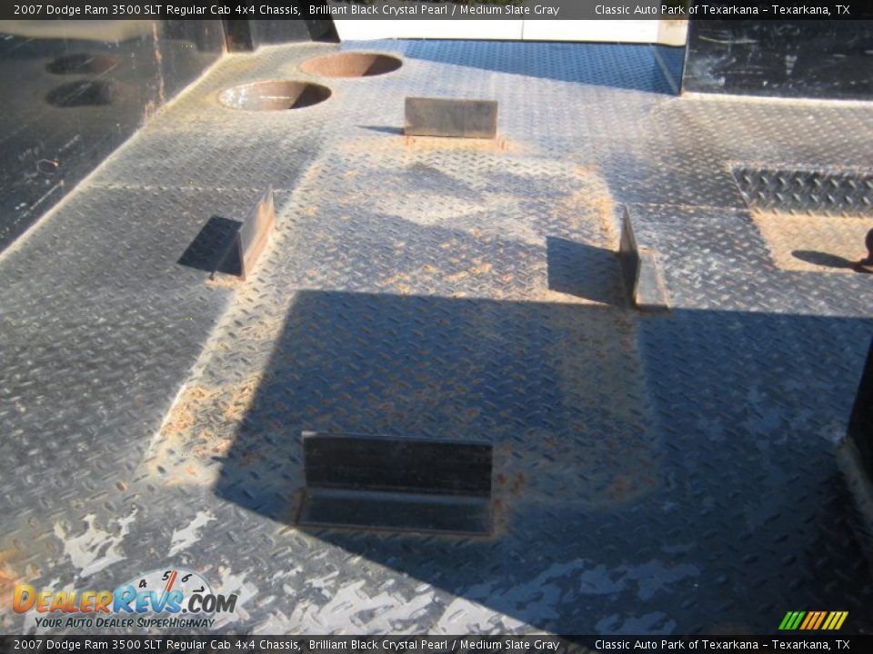 2007 Dodge Ram 3500 SLT Regular Cab 4x4 Chassis Brilliant Black Crystal Pearl / Medium Slate Gray Photo #22