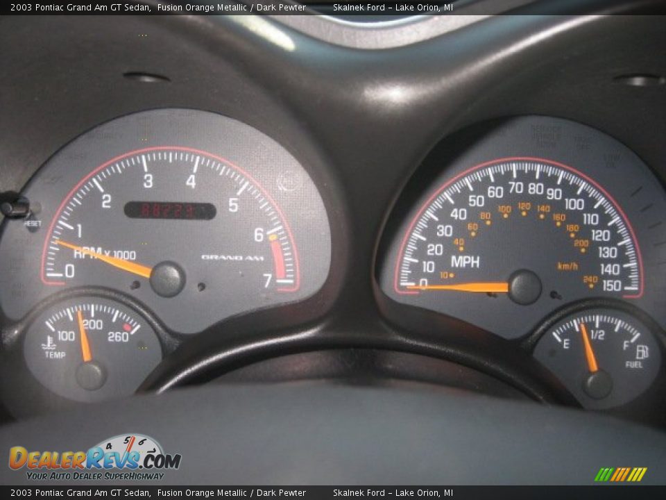 2003 Pontiac Grand Am GT Sedan Fusion Orange Metallic / Dark Pewter Photo #25