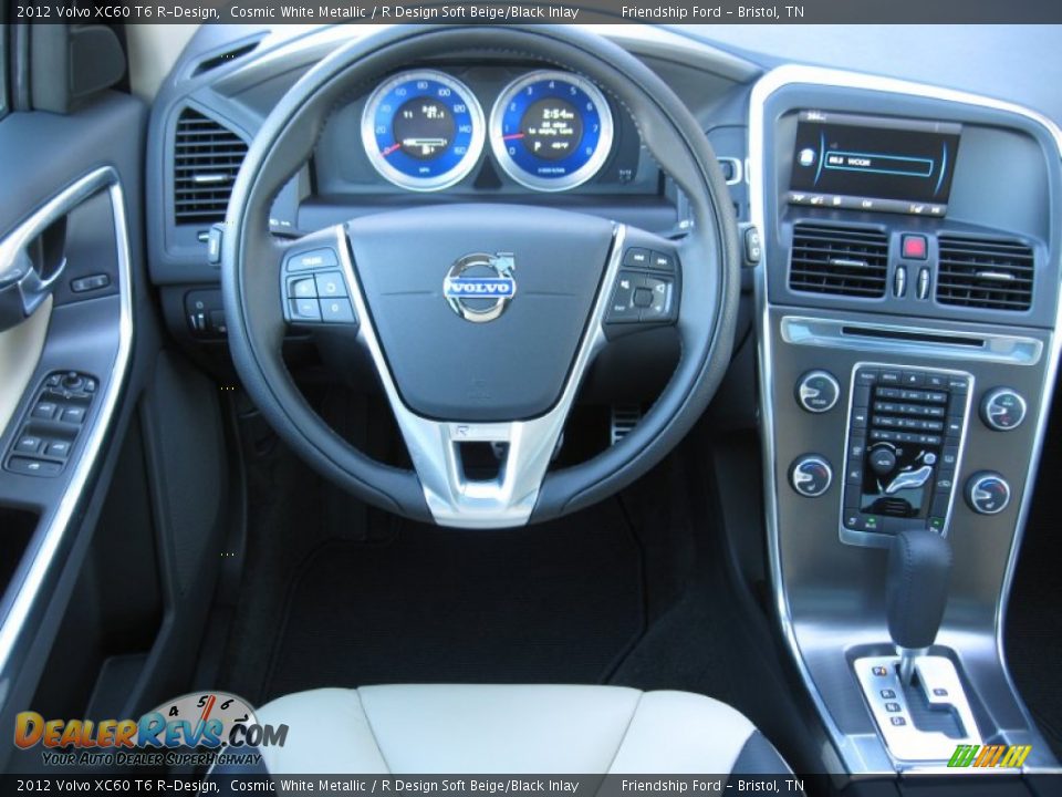 Dashboard of 2012 Volvo XC60 T6 R-Design Photo #22