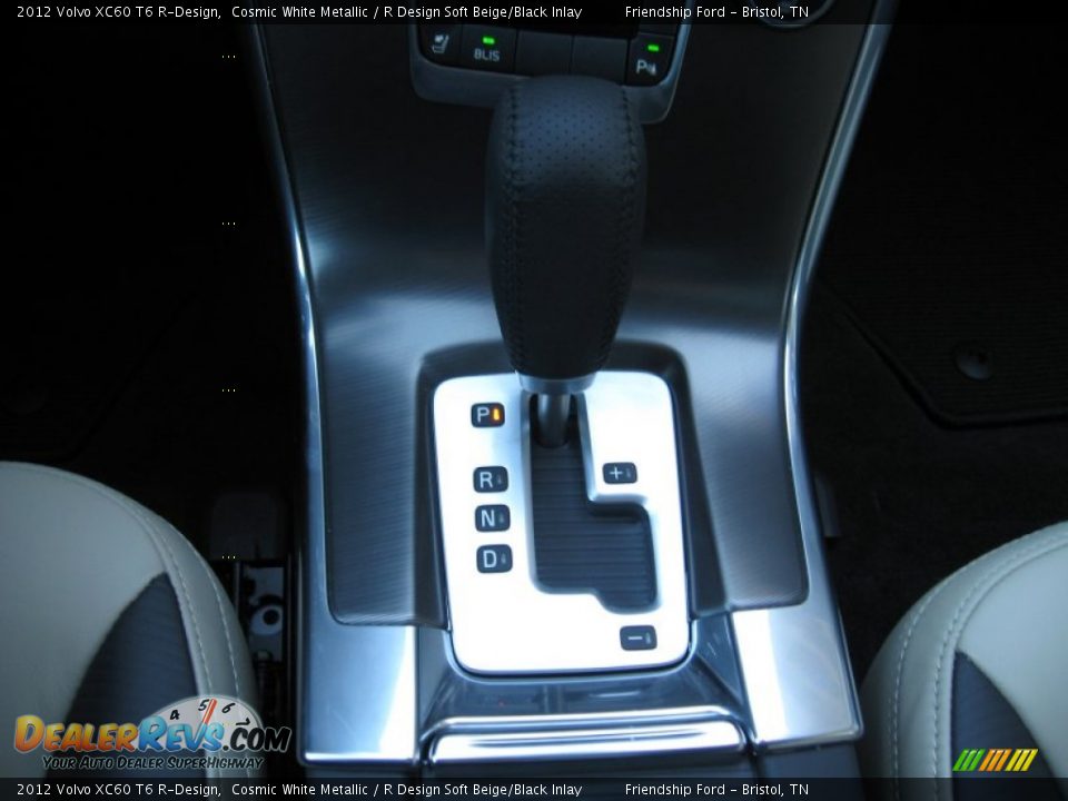 2012 Volvo XC60 T6 R-Design Cosmic White Metallic / R Design Soft Beige/Black Inlay Photo #26