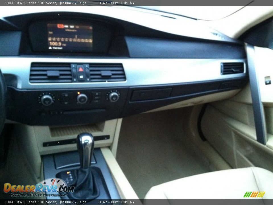 2004 BMW 5 Series 530i Sedan Jet Black / Beige Photo #11
