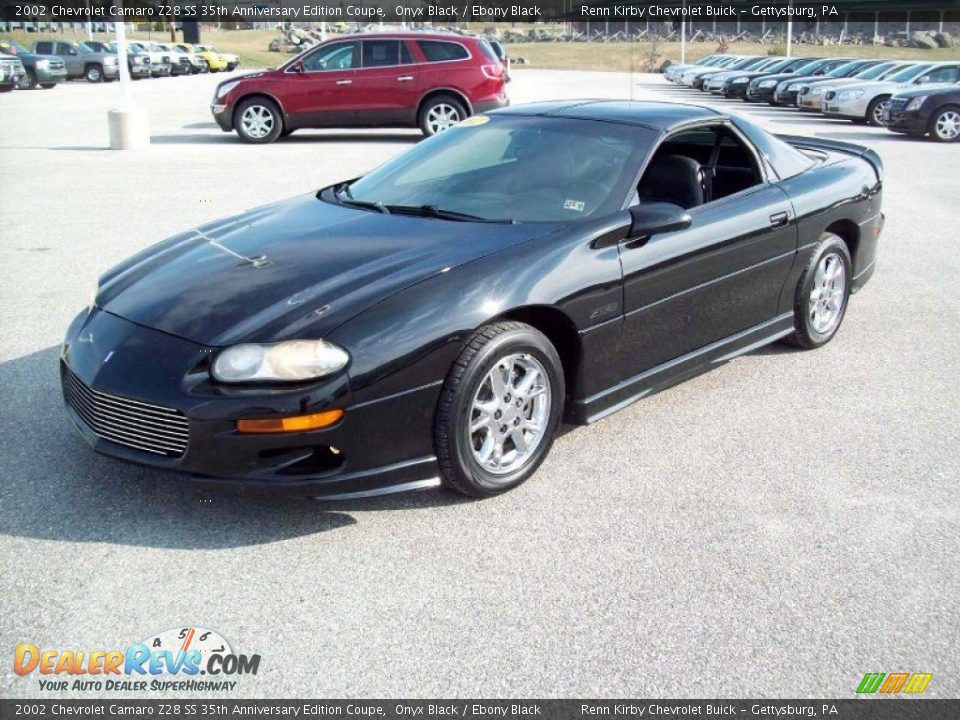 Front 3/4 View of 2002 Chevrolet Camaro Z28 SS 35th Anniversary Edition Coupe Photo #10