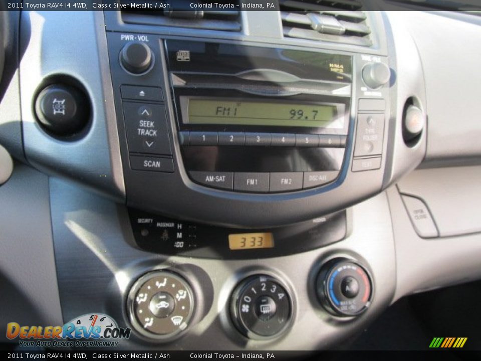 2011 Toyota RAV4 I4 4WD Classic Silver Metallic / Ash Photo #15