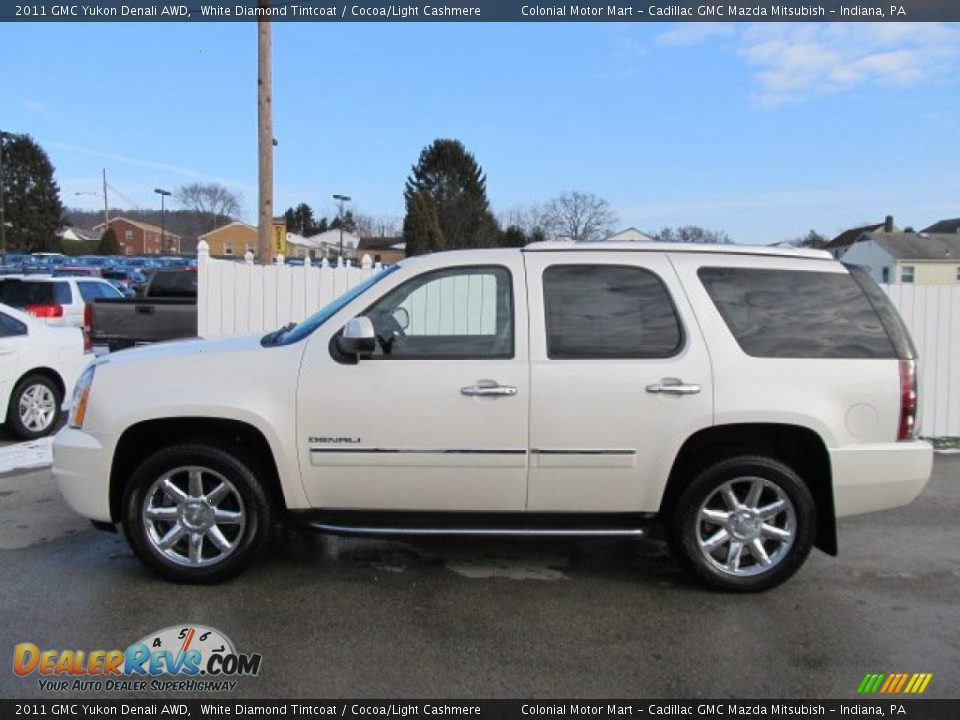2011 GMC Yukon Denali AWD White Diamond Tintcoat / Cocoa/Light Cashmere Photo #2