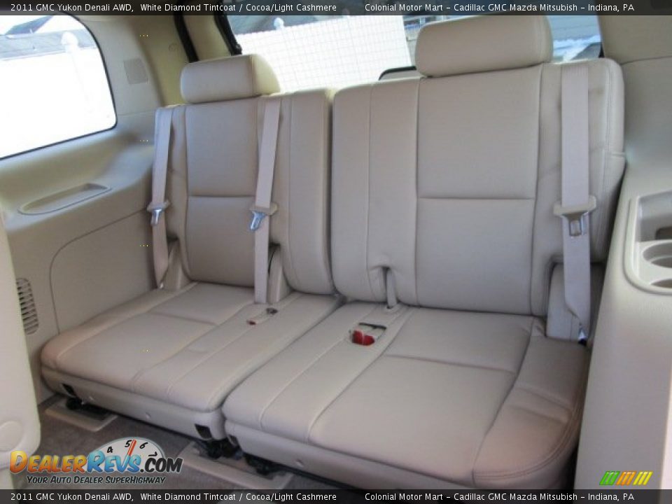 2011 GMC Yukon Denali AWD White Diamond Tintcoat / Cocoa/Light Cashmere Photo #17
