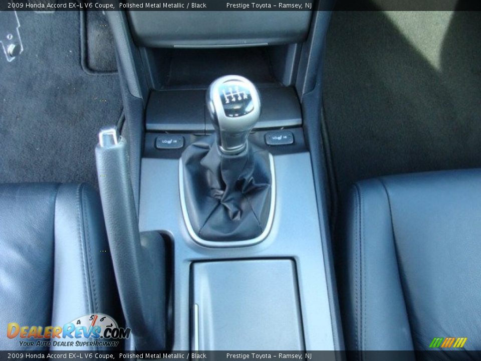 2009 Honda Accord EX-L V6 Coupe Shifter Photo #12