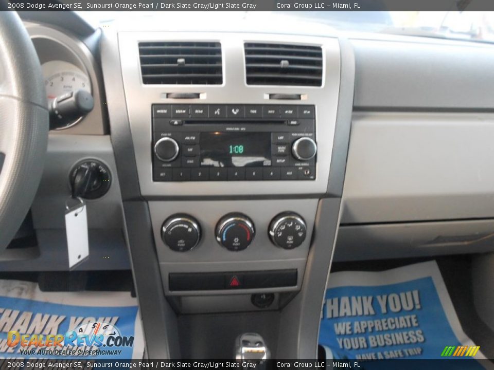 2008 Dodge Avenger SE Sunburst Orange Pearl / Dark Slate Gray/Light Slate Gray Photo #17