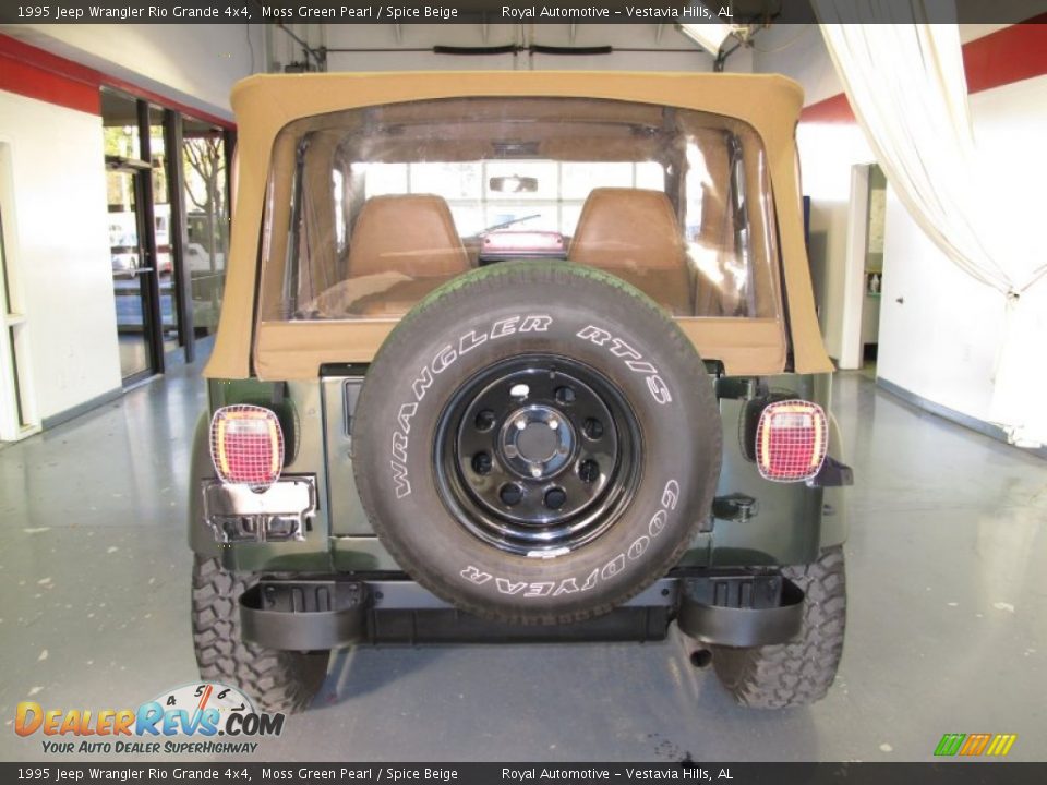 1995 Jeep Wrangler Rio Grande 4x4 Moss Green Pearl / Spice Beige Photo #3