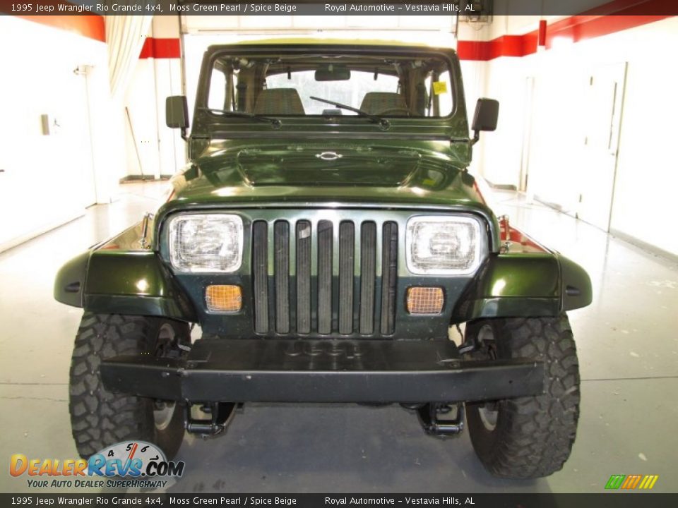 1995 Jeep Wrangler Rio Grande 4x4 Moss Green Pearl / Spice Beige Photo #6