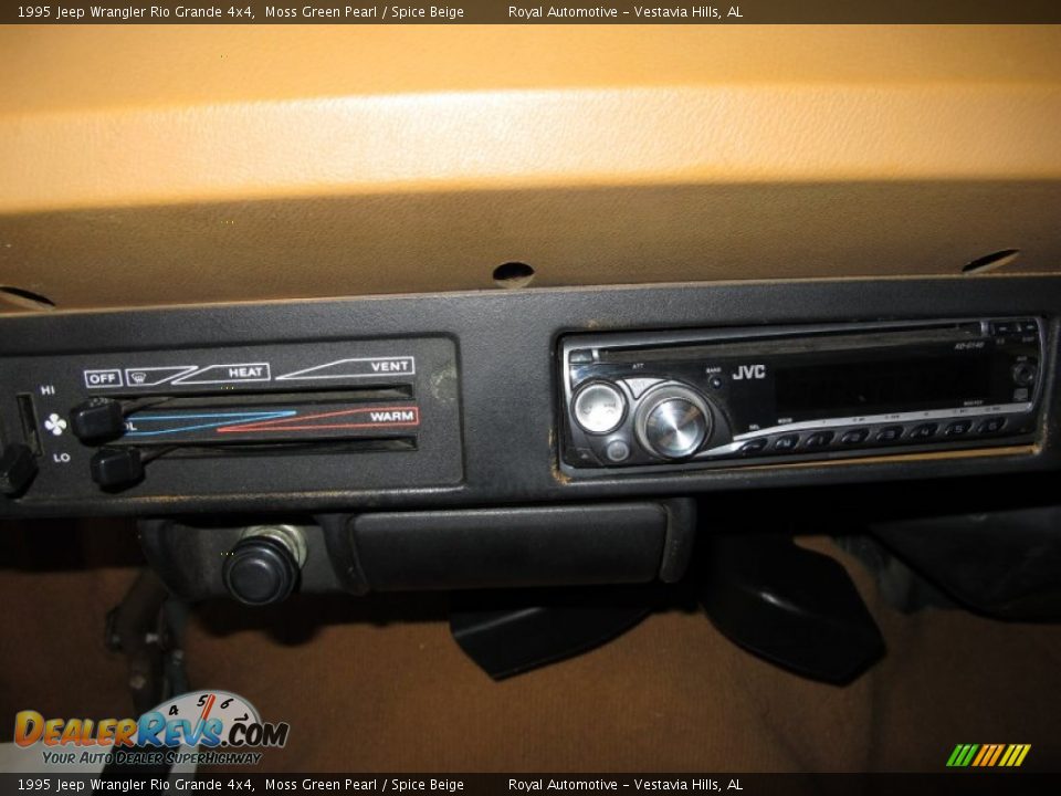 1995 Jeep Wrangler Rio Grande 4x4 Moss Green Pearl / Spice Beige Photo #14