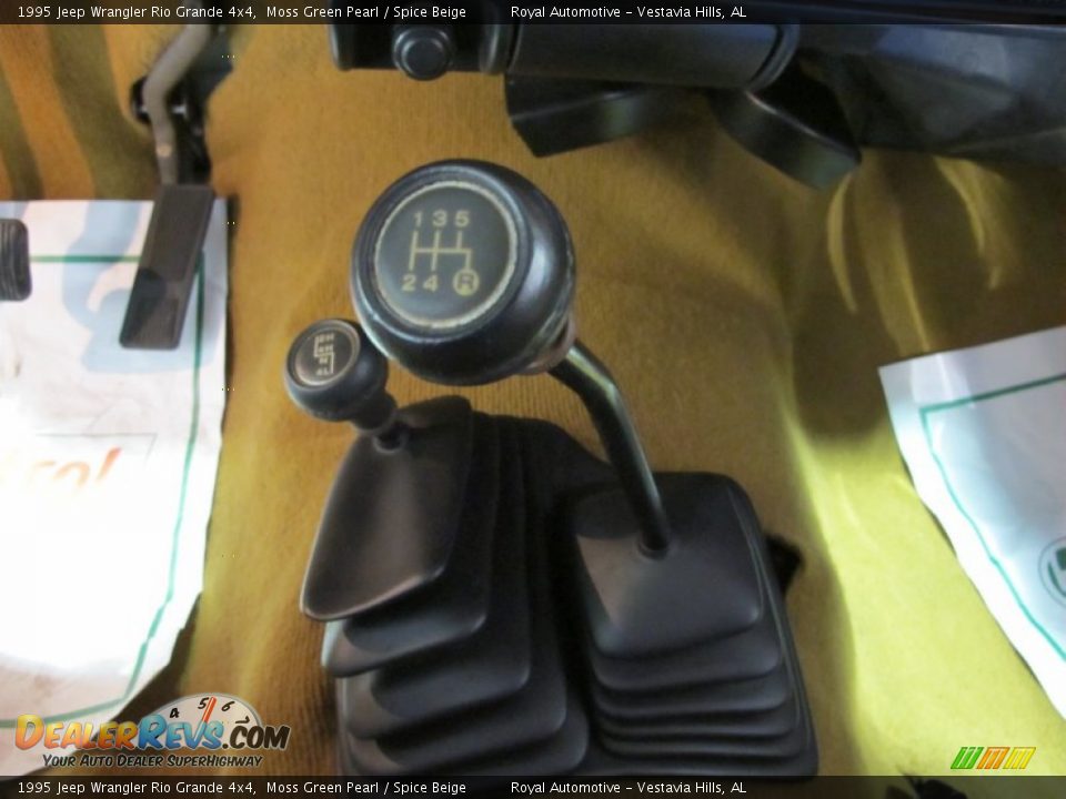 1995 Jeep Wrangler Rio Grande 4x4 Moss Green Pearl / Spice Beige Photo #15