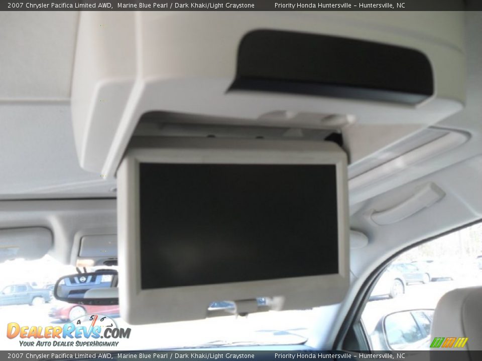 2007 Chrysler Pacifica Limited AWD Marine Blue Pearl / Dark Khaki/Light Graystone Photo #18