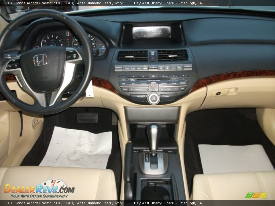 Dashboard of 2010 Honda Accord Crosstour EX-L 4WD Photo #10