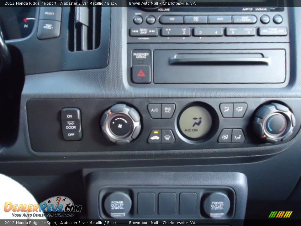 Controls of 2012 Honda Ridgeline Sport Photo #26