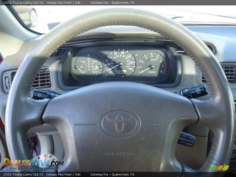 2001 Toyota Camry XLE V6 Vintage Red Pearl / Oak Photo #28