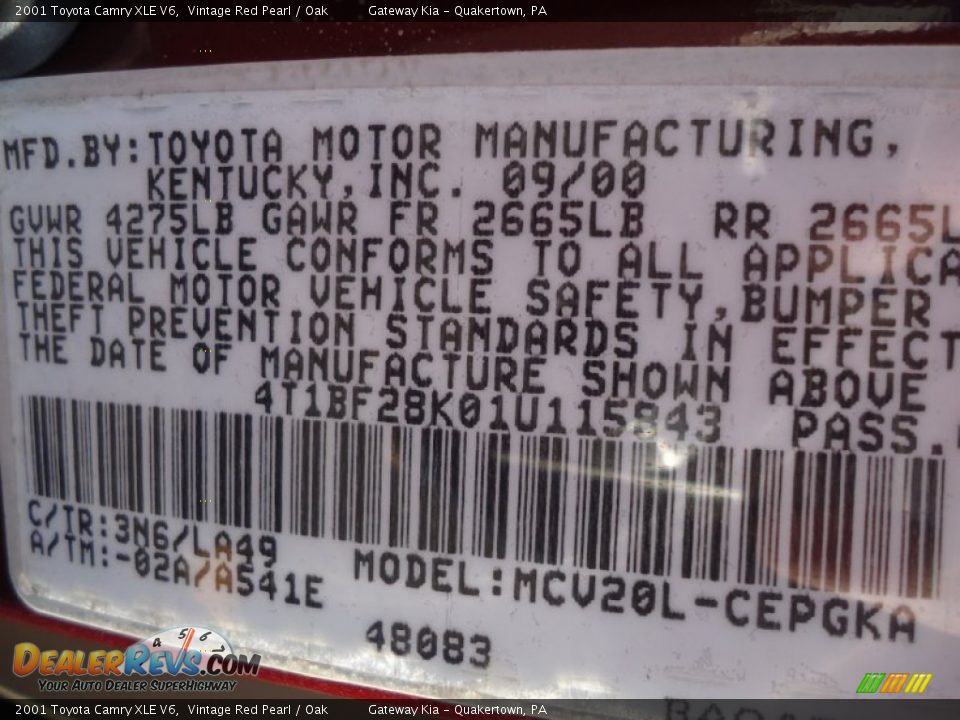 2001 Toyota Camry XLE V6 Vintage Red Pearl / Oak Photo #31