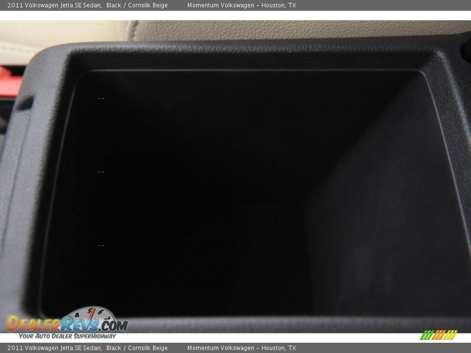 2011 Volkswagen Jetta SE Sedan Black / Cornsilk Beige Photo #16