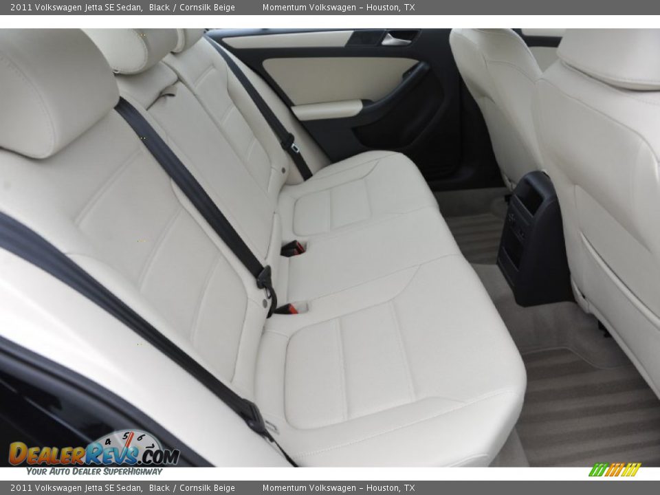 2011 Volkswagen Jetta SE Sedan Black / Cornsilk Beige Photo #29