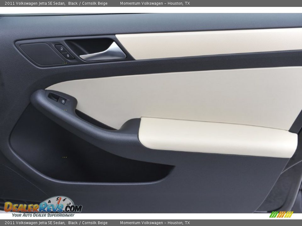 2011 Volkswagen Jetta SE Sedan Black / Cornsilk Beige Photo #30