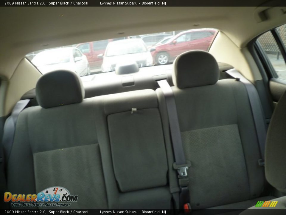 2009 Nissan Sentra 2.0 Super Black / Charcoal Photo #15
