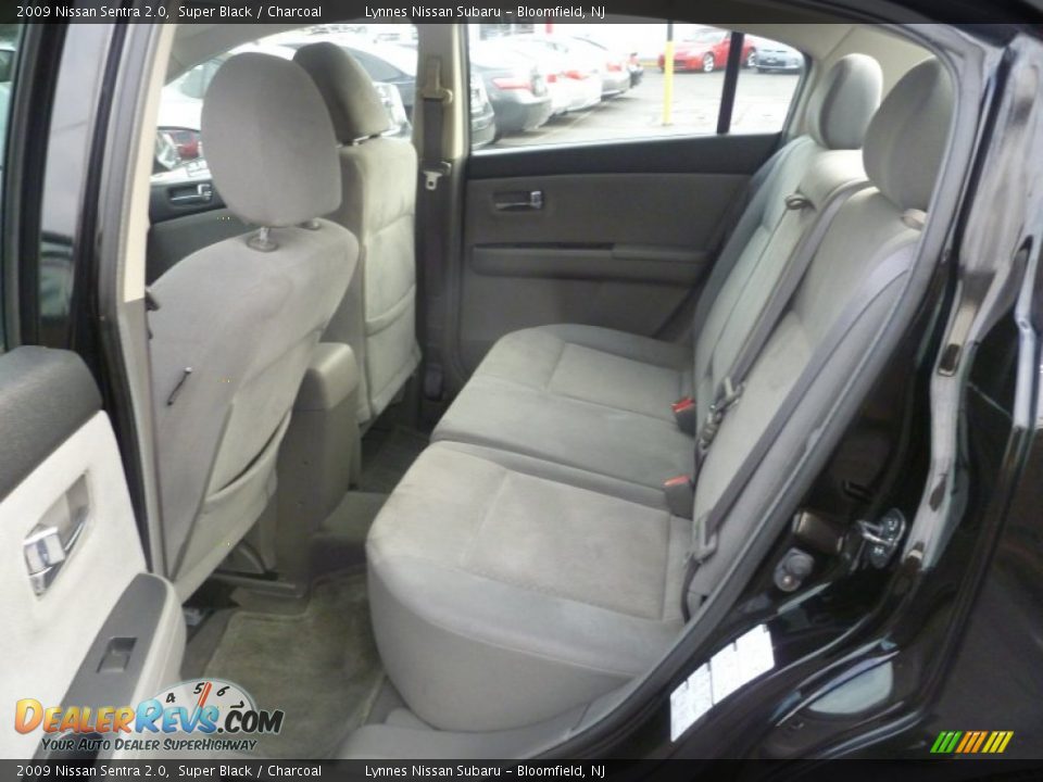 2009 Nissan Sentra 2.0 Super Black / Charcoal Photo #18