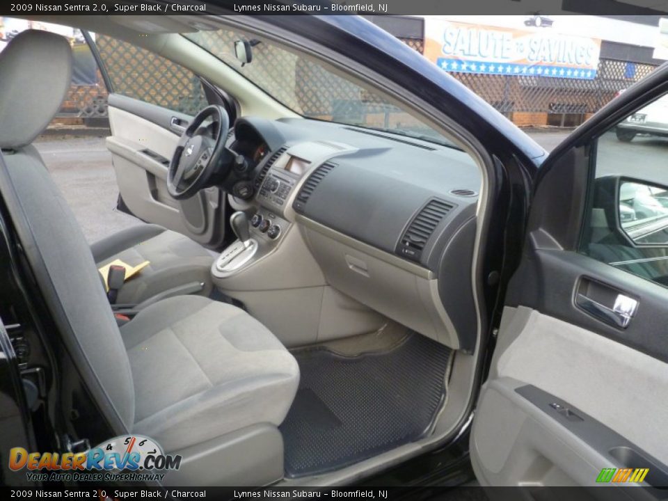 2009 Nissan Sentra 2.0 Super Black / Charcoal Photo #20