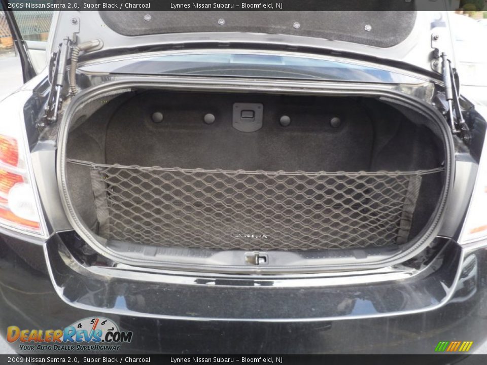 2009 Nissan Sentra 2.0 Super Black / Charcoal Photo #21