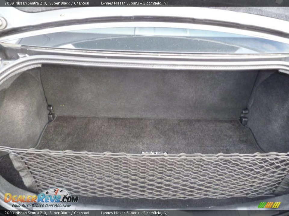 2009 Nissan Sentra 2.0 Super Black / Charcoal Photo #22
