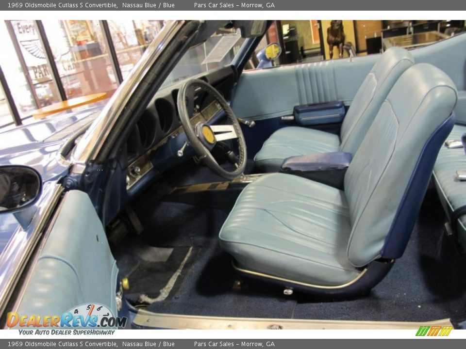 Blue Interior - 1969 Oldsmobile Cutlass S Convertible Photo #5