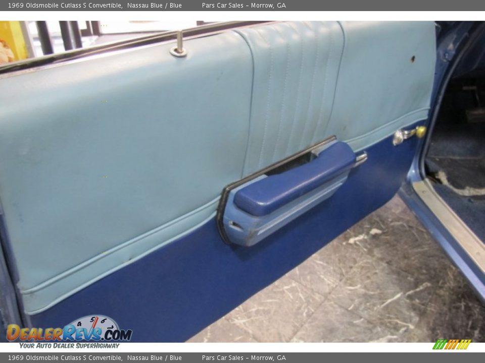 1969 Oldsmobile Cutlass S Convertible Nassau Blue / Blue Photo #6