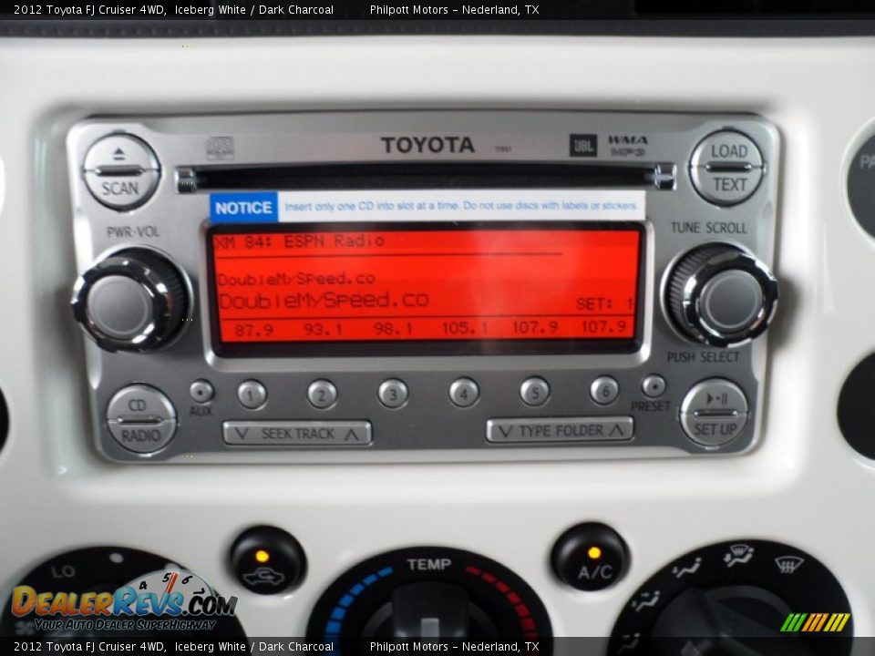 2012 Toyota FJ Cruiser 4WD Iceberg White / Dark Charcoal Photo #30