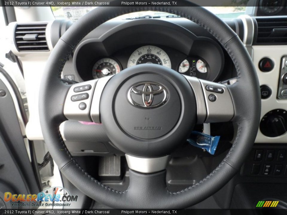 2012 Toyota FJ Cruiser 4WD Iceberg White / Dark Charcoal Photo #34