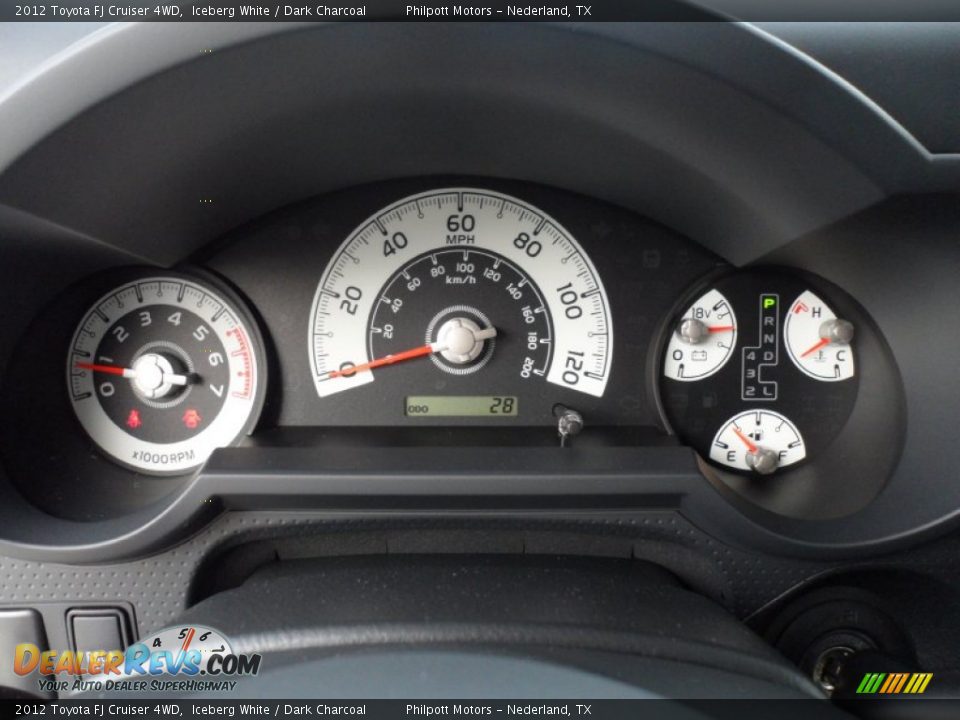 2012 Toyota FJ Cruiser 4WD Iceberg White / Dark Charcoal Photo #35