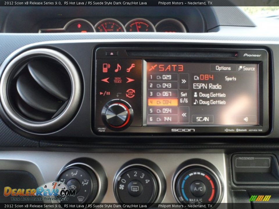 Controls of 2012 Scion xB Release Series 9.0 Photo #30