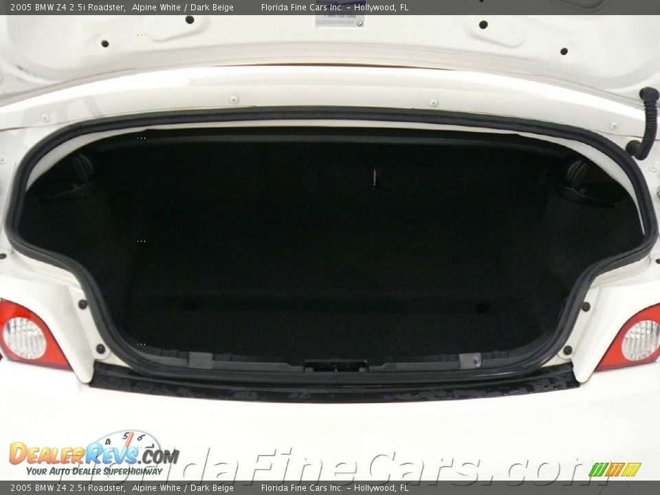 2005 BMW Z4 2.5i Roadster Alpine White / Dark Beige Photo #12
