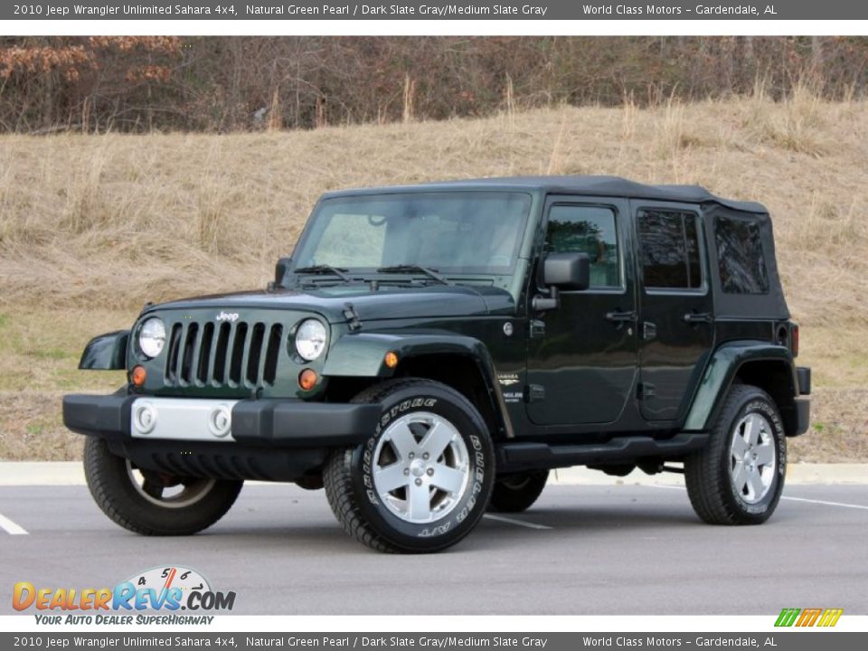 Front 3/4 View of 2010 Jeep Wrangler Unlimited Sahara 4x4 Photo #2