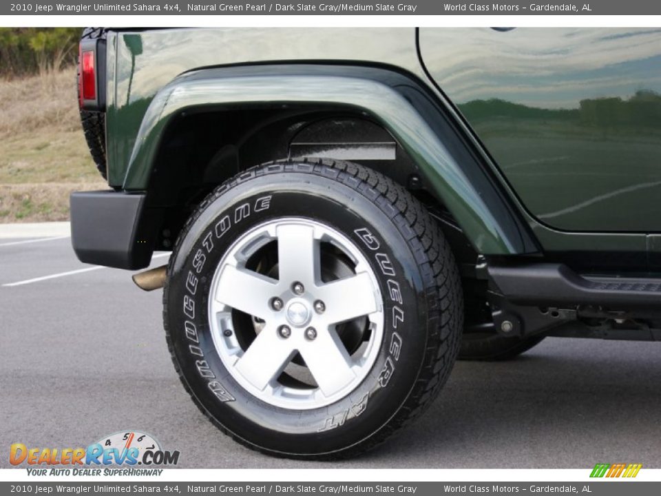 2010 Jeep Wrangler Unlimited Sahara 4x4 Natural Green Pearl / Dark Slate Gray/Medium Slate Gray Photo #14