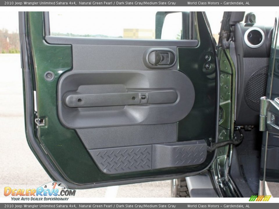 Door Panel of 2010 Jeep Wrangler Unlimited Sahara 4x4 Photo #19