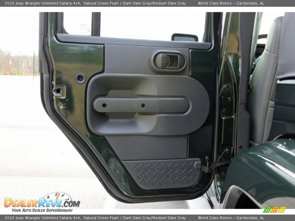 Door Panel of 2010 Jeep Wrangler Unlimited Sahara 4x4 Photo #20