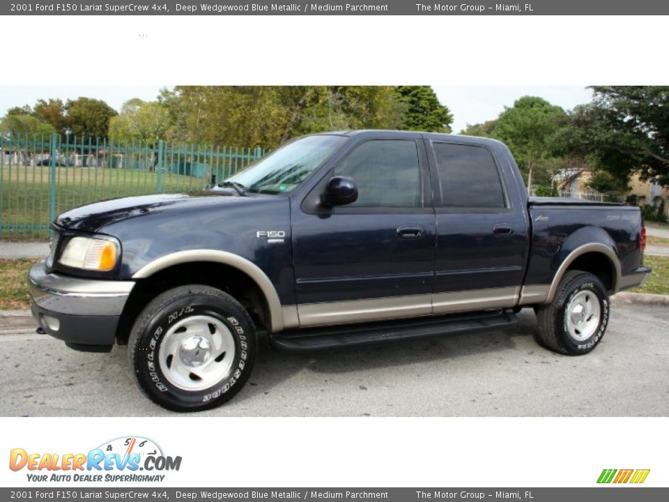 2001 Ford F150 Lariat SuperCrew 4x4 Deep Wedgewood Blue Metallic / Medium Parchment Photo #3