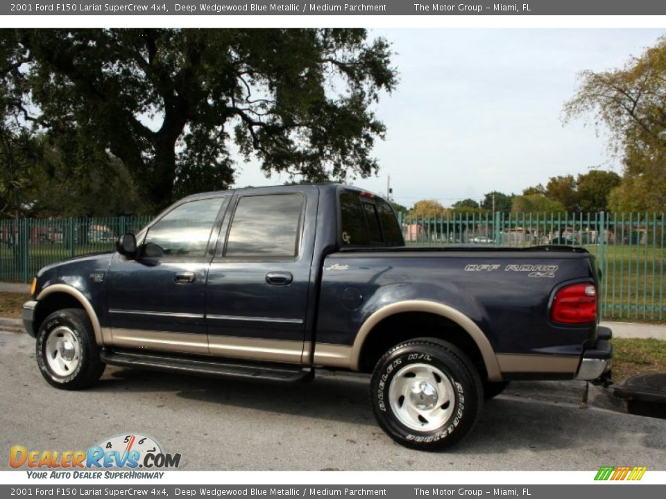 2001 Ford F150 Lariat SuperCrew 4x4 Deep Wedgewood Blue Metallic / Medium Parchment Photo #7