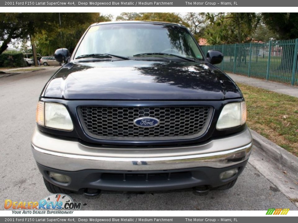 2001 Ford F150 Lariat SuperCrew 4x4 Deep Wedgewood Blue Metallic / Medium Parchment Photo #20