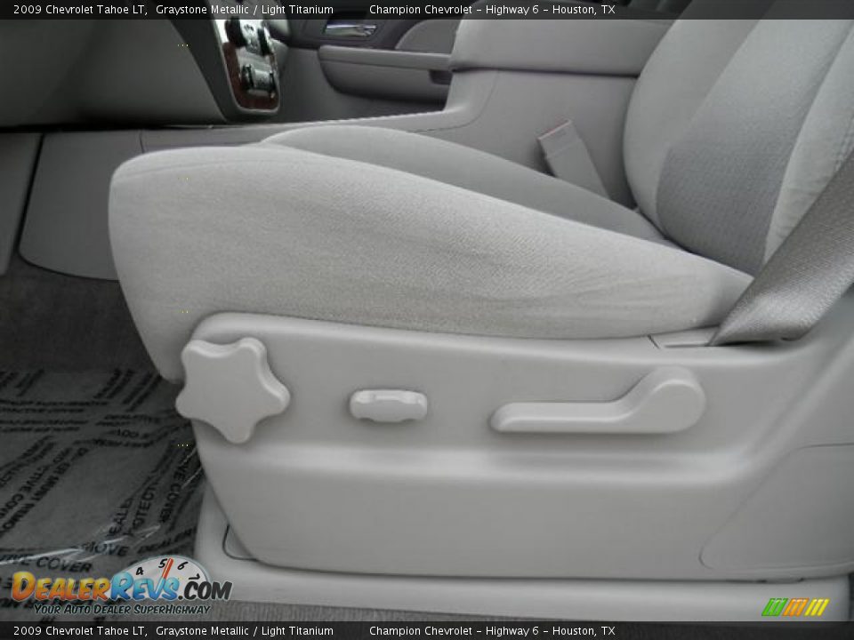 2009 Chevrolet Tahoe LT Graystone Metallic / Light Titanium Photo #20
