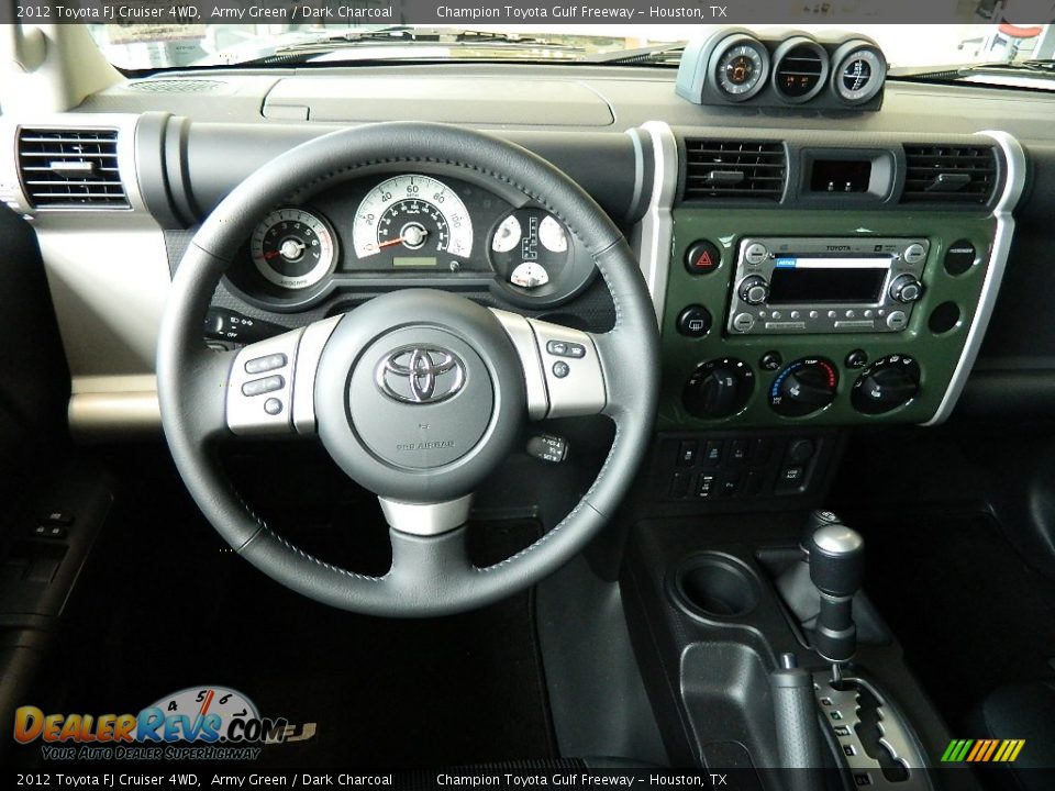 Dashboard of 2012 Toyota FJ Cruiser 4WD Photo #11